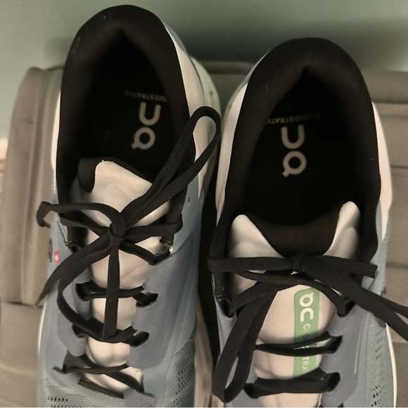 On Cloudstratus 3 Wash Metal
3MD30111504 Speedboard Men's
Running Shoes SZ 11.5 - Picture 9 of 15